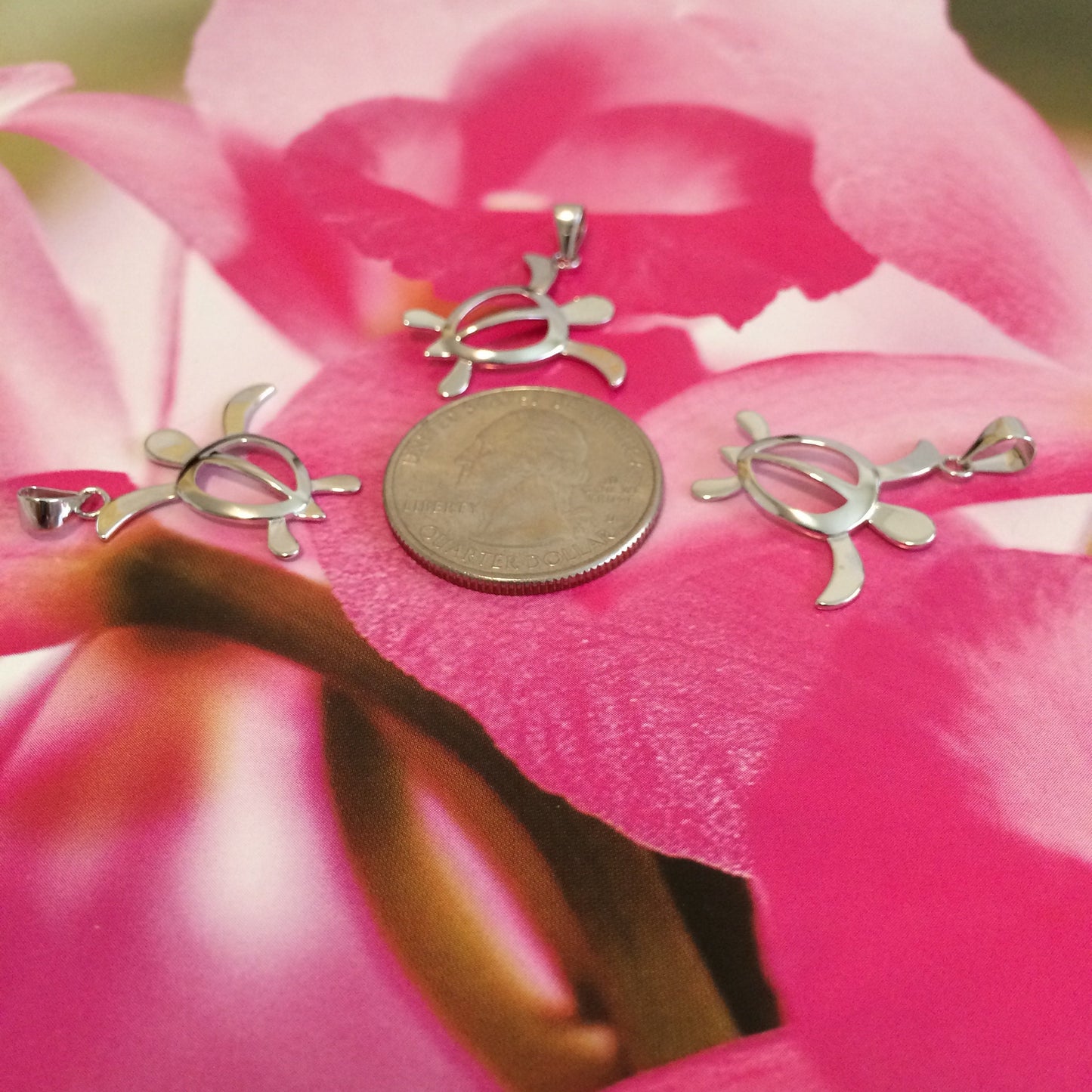 Hawaiian Sea Turtle Pendant, Silver Turtle Petroglyph Charm Pendant, Hawaiian Jewelry Christmas Present, Anniversary Gift, Birthday Gift