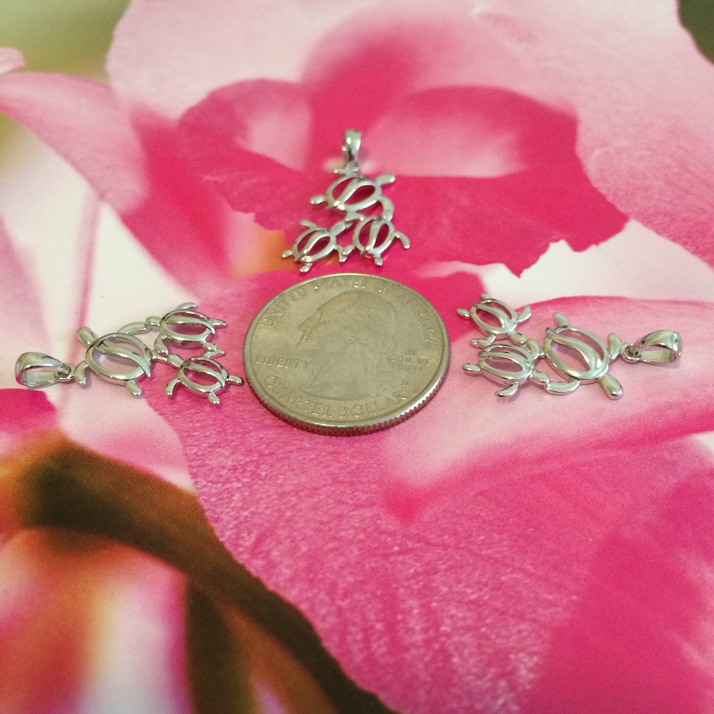 Hawaiian 3 Sea Turtle Family Pendant, Sterling Silver 3 Turtle Petroglyph Pendant, Christmas Present, Anniversary Gift Birthday Gift