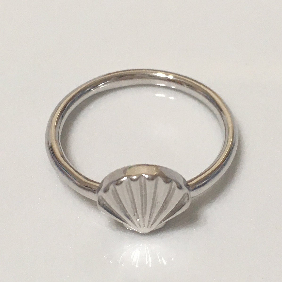 Silver Seashell Ring, Sterling Silver Sea Shell Ring, R2377 Birthday Mother Anniversary Wife Mom Gift