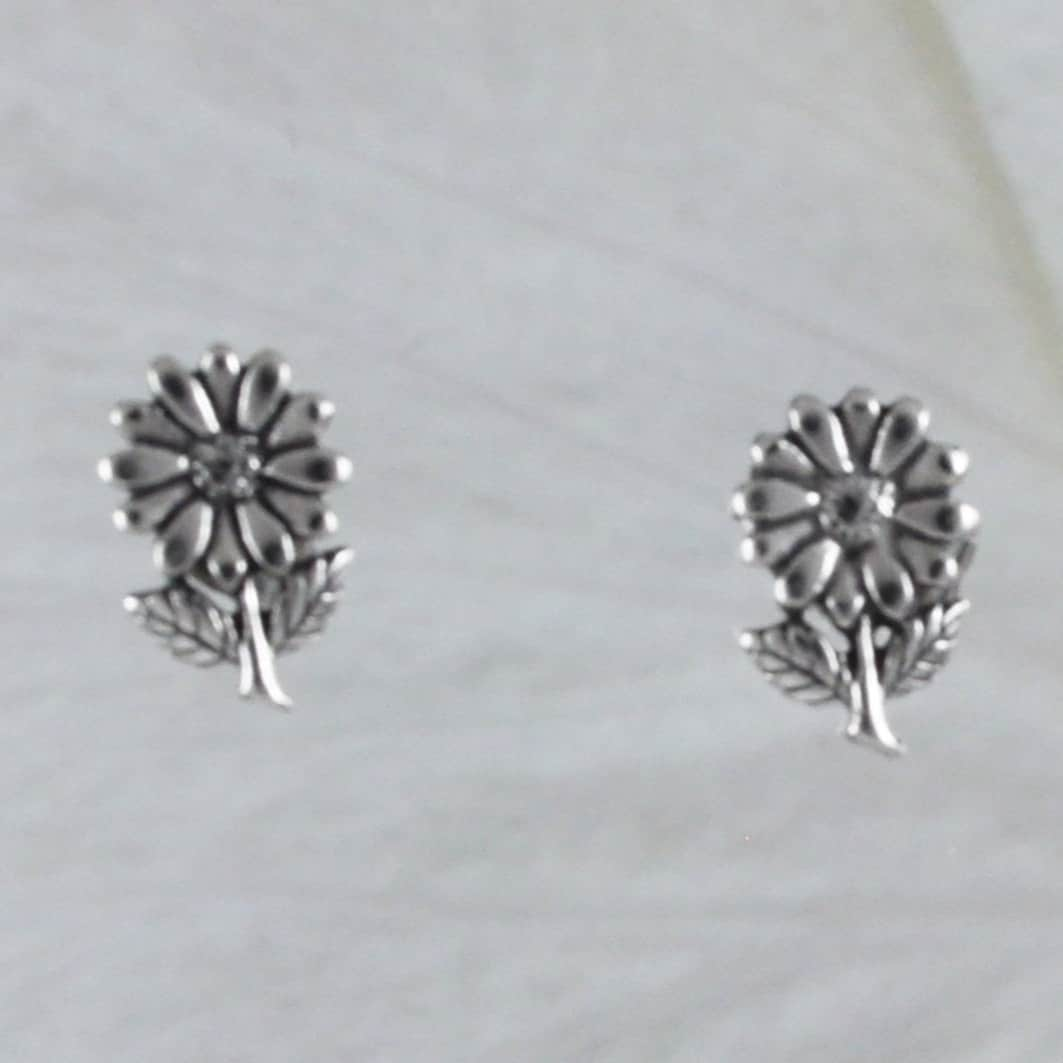 Silver Daisy Flower Earrings, Sterling Silver Daisy Flower Stud Earrings, E8665 Birthday Wife Mom Mother Gift, Texan Jewelry